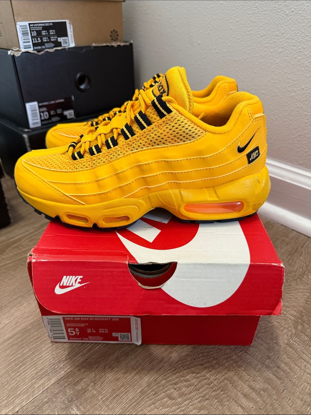 Nike Air Max 95 city special NYC 5.5y youth GS